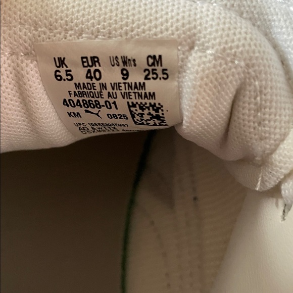 Puma White Suede Trim Sneakers Gum Sole Women Size 9 EU 40 - Picture 8 of 8